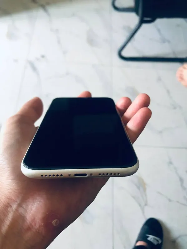 Iphone 11 holati yaxwi hamma narsasi radnoy — фото 2