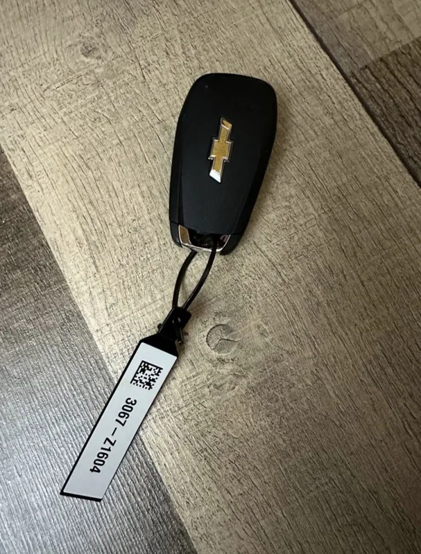 Tracker 1 авто ключ, пульт GM оригинал 1 Tracker 1 авто ключ, пульт GM оригинал 1