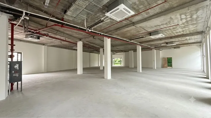 Первый этаж 420m2 Бизнес центр Вдоль дороги идеально под автосалон f88 4 Первый этаж 420m2 Бизнес центр Вдоль дороги идеально под автосалон f88 4