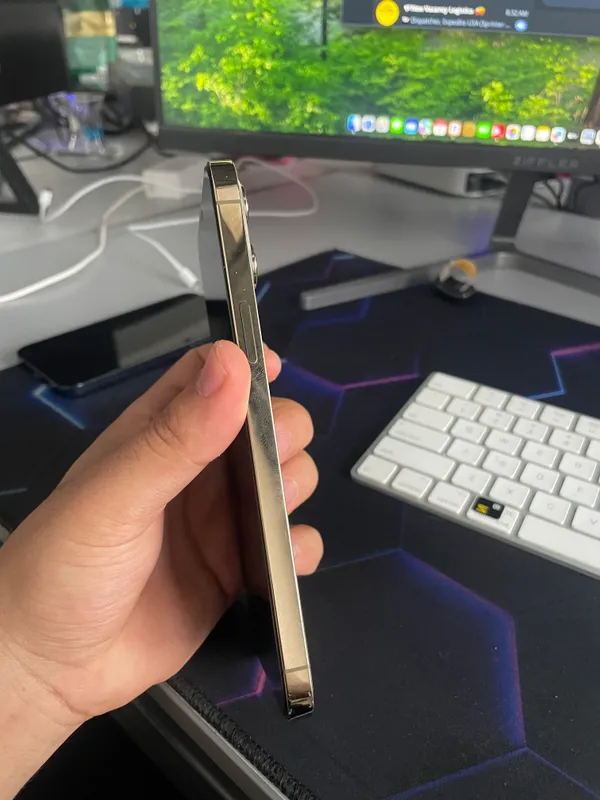 iPhone 12 Pro Max — фото 1