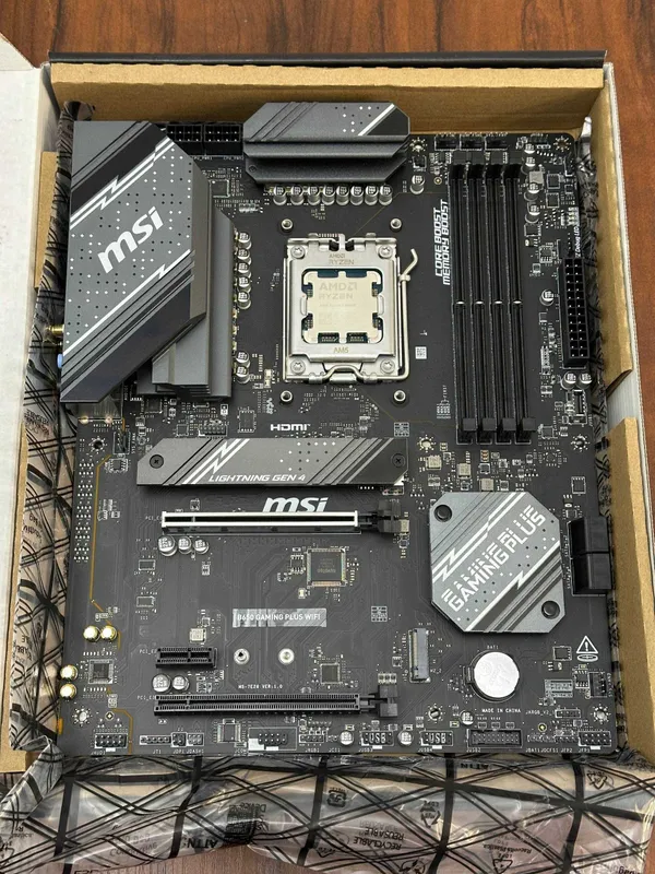 Комплект: AMD Ryzen 5 9600X | MSI B650 Gaming Plus WIFI 2 Комплект: AMD Ryzen 5 9600X | MSI B650 Gaming Plus WIFI 2