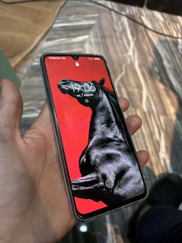 Samsung galaxy A70 — фото 1