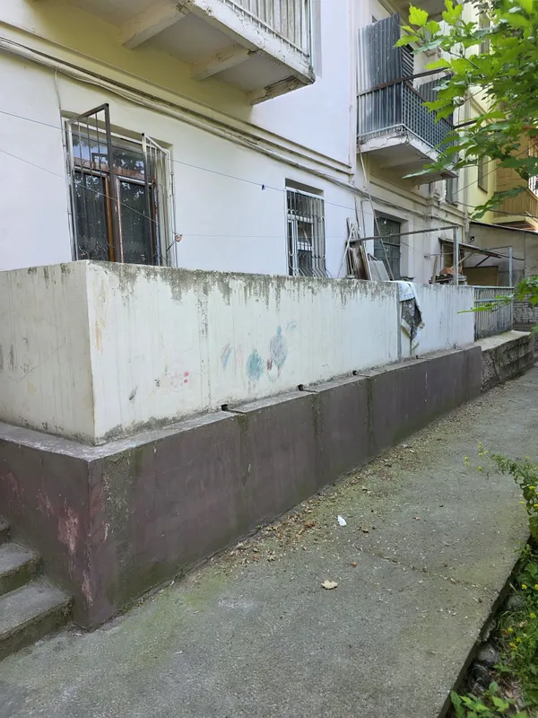 Продам 1 линия вдоль дороги 2/1/3 квартира по ул.Ифтихор, Телевышка — фото 2