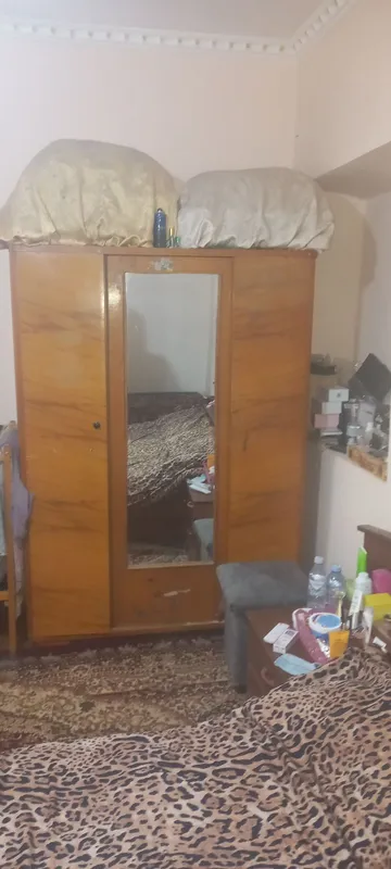 Savetskiy shkaf sotiladi 1