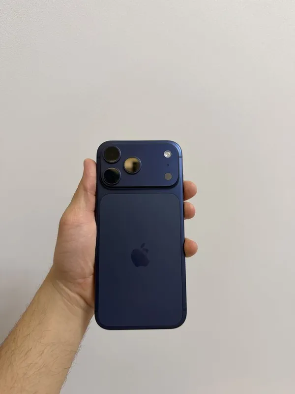 Iphone 17 pro max deep blue 256 tali LLa — фото 2