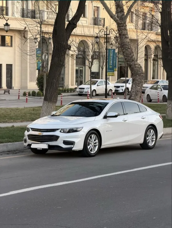 Chevrolet Malibu 2