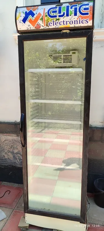 MLine Electroni sovutgich shkaf-vitrinasi sotiladi MLine Electroni sovutgich shkaf-vitrinasi sotiladi