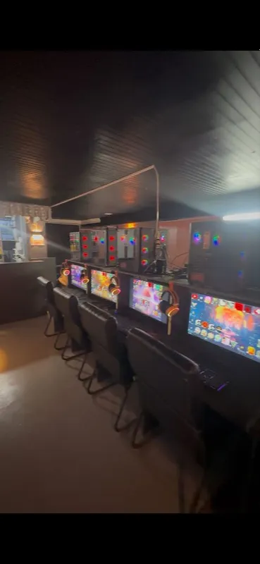Game club sotiladi 20 ta 3 Game club sotiladi 20 ta 3