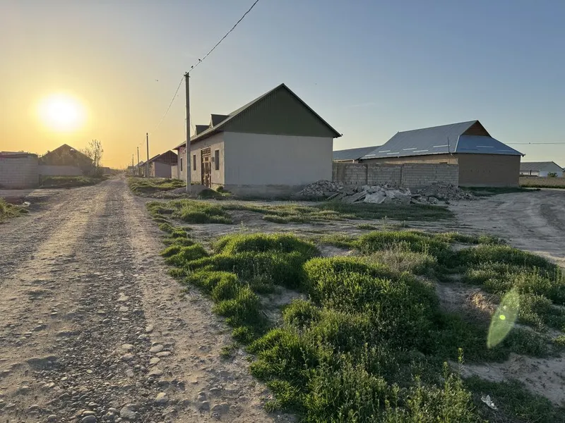 Termiz tuman 40 kalda 6 sotix yer sotiladi — фото 1