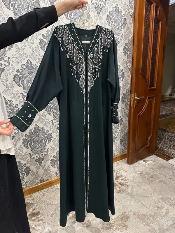 Dubai abaya sotiladi srochna sotiladi