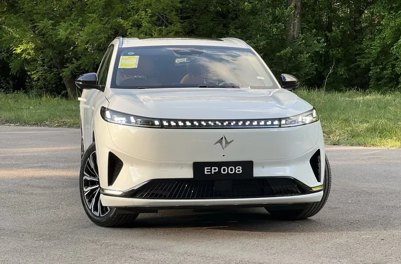 Dongfeng 008, полный рестайлинг 2 Dongfeng 008, полный рестайлинг 2