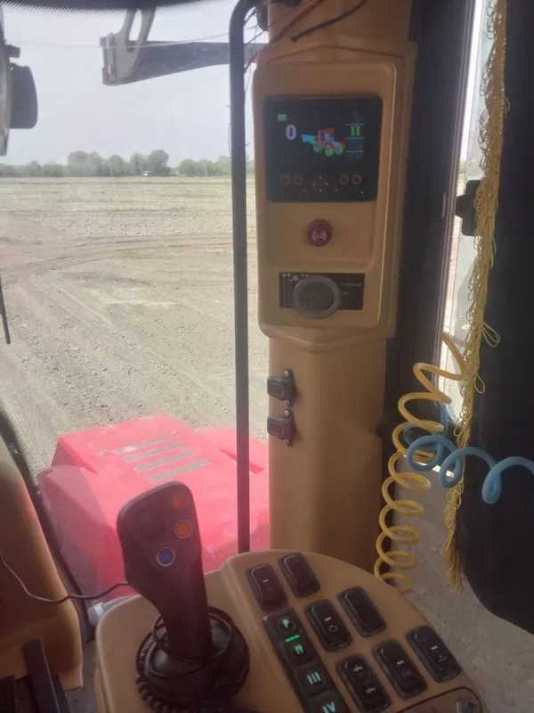 Трактор Кировец K-730М. 7