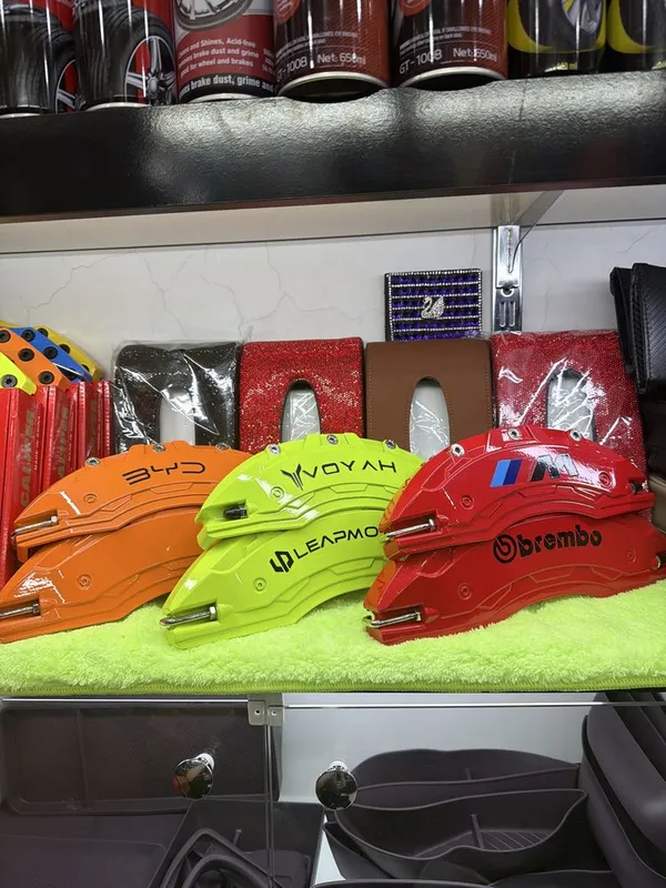 Brembo xitoy avtomobillari uchun bor Brembo xitoy avtomobillari uchun bor
