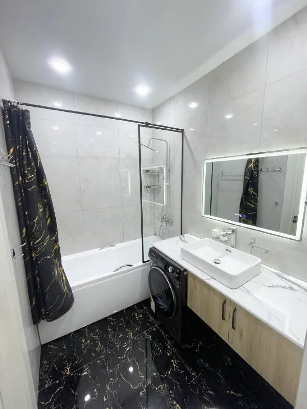 3 xonali kvartira, 105 m2, Yakkasaroy 10