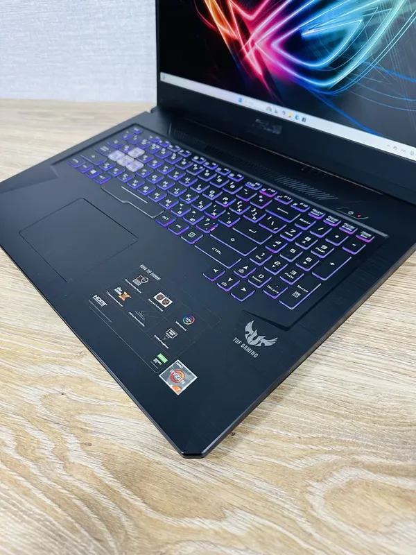 ASUS TUF GAMING Ryzen 7/16/512/GTX1650/17,3 Дисплей Идеал состояние 3 ASUS TUF GAMING Ryzen 7/16/512/GTX1650/17,3 Дисплей Идеал состояние 3