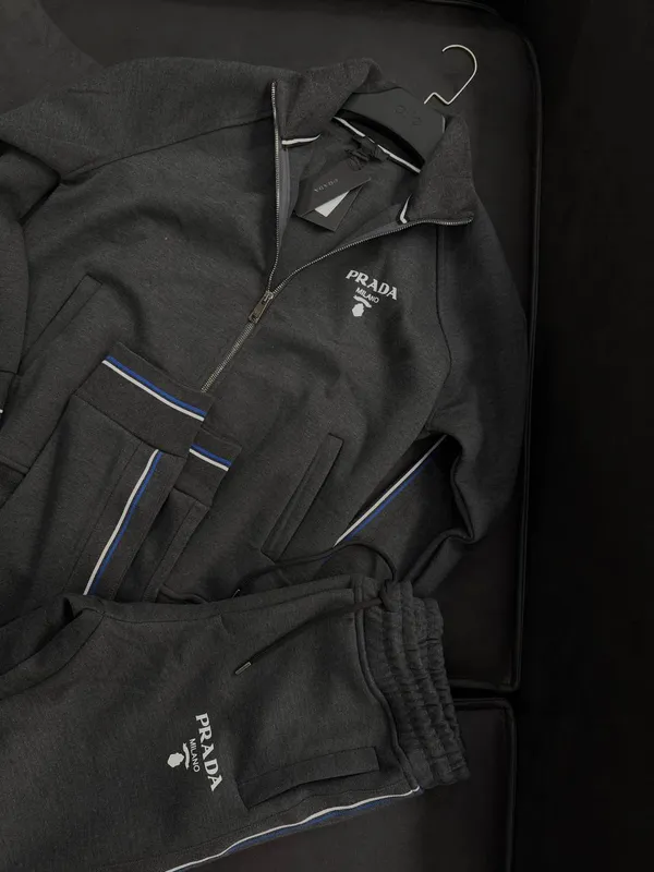 Prada ikki qismli to‘plam Arctic Blue, L, XL o‘lcham 7 Prada ikki qismli to‘plam Arctic Blue, L, XL o‘lcham 7