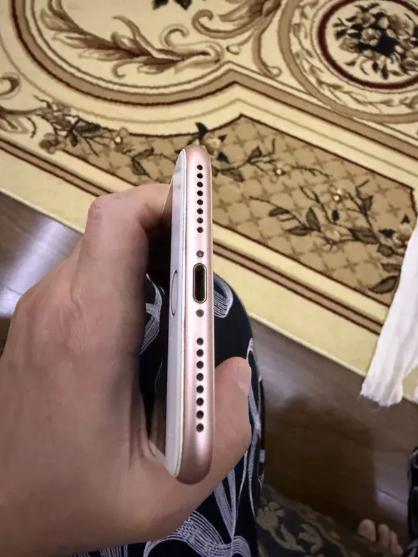 Iphone 8 puls Gold 32gb — фото 1