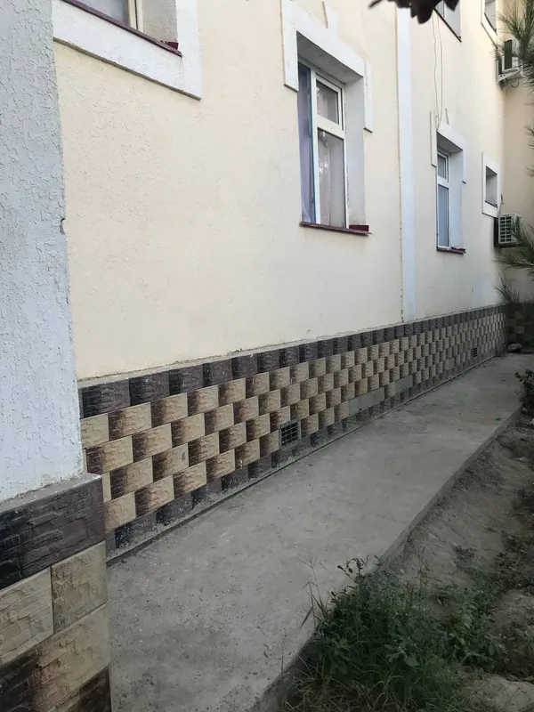 Jomboy tumani katta qishloq MFY 3xonali dom gaz svet muomo yuq narxini