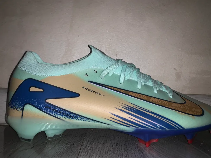 Nike butsi 1