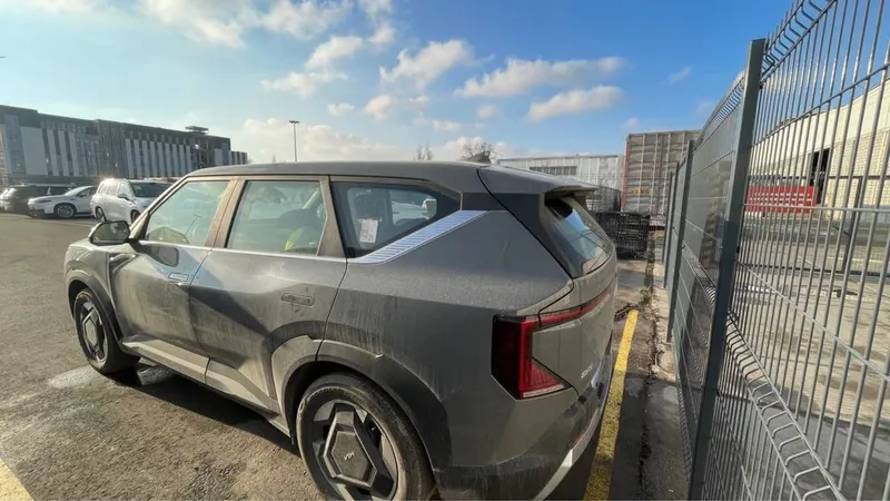 Kia EV5 530km новая в наличии — фото 1