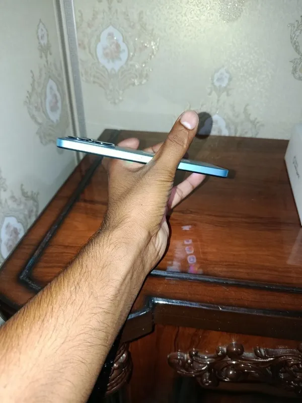Redmi note 14 8/256 3 oy bulgan olinganiga 2 miliyon sum 4