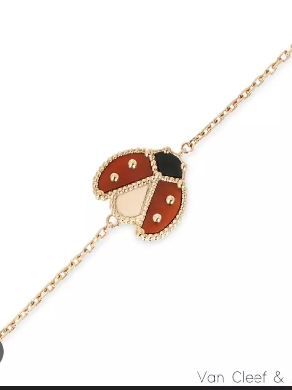 Ayollar uchunLa Reyna joyeria taqinchogi Ayollar uchunLa Reyna joyeria taqinchogi