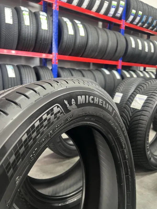 Michelin Мишлен 235/55 R19 Michelin Pilot Sport 5 Energy 5 Michelin Мишлен 235/55 R19 Michelin Pilot Sport 5 Energy 5