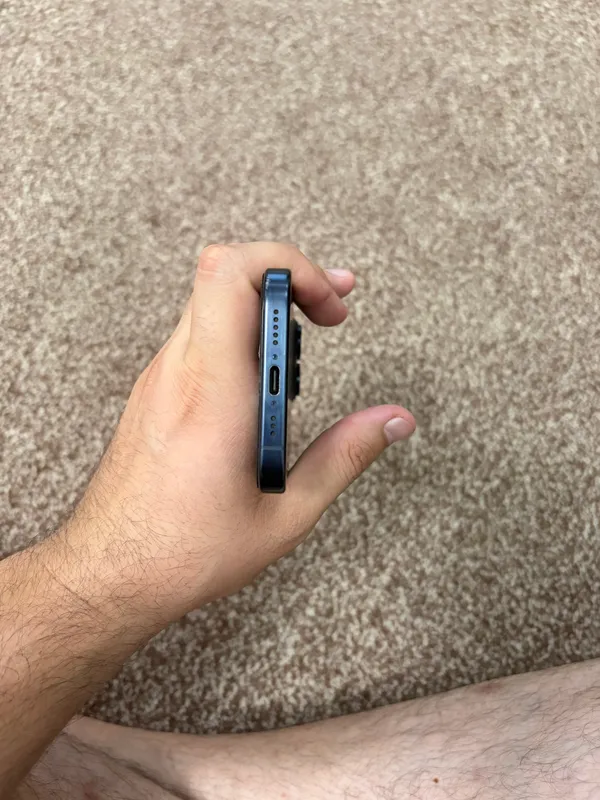 Iphone 15pro bluetitan 256gb — фото 4
