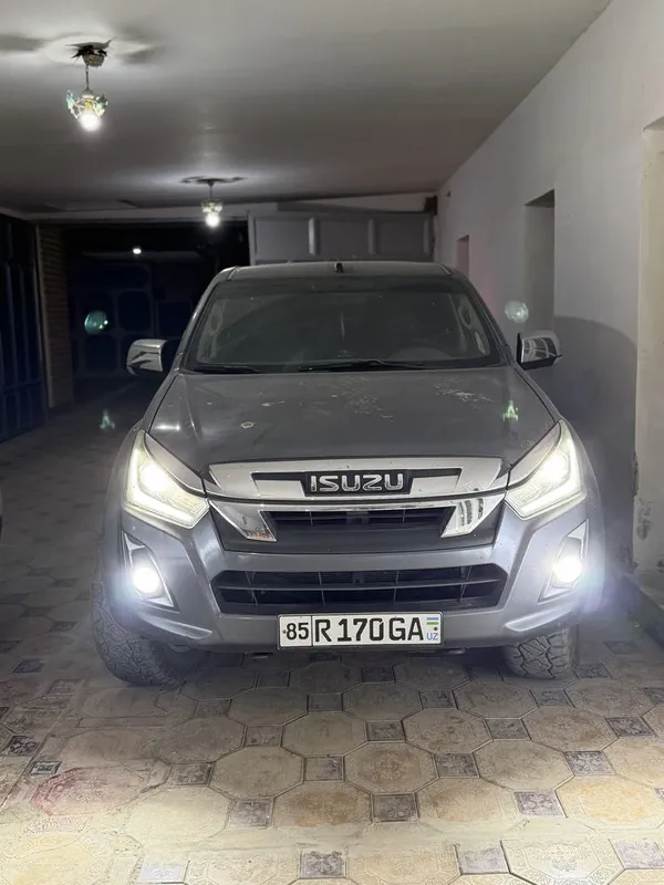 Isuzu Dmax pikab 1