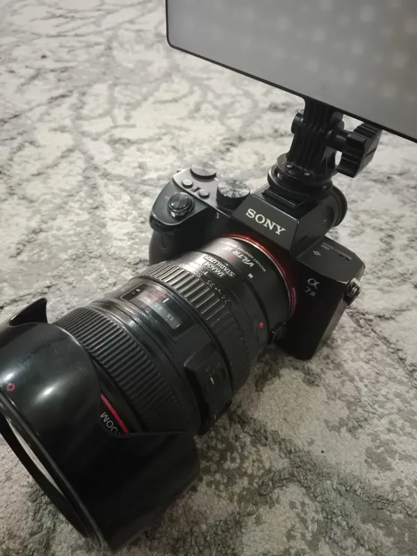 Sony a 7iii abektiv 24-105 1 ta batareka adapter
