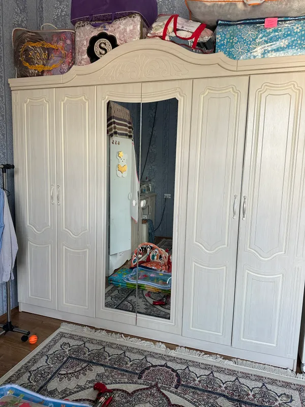Spalniy mebel shkaf trimosi bilan! 3