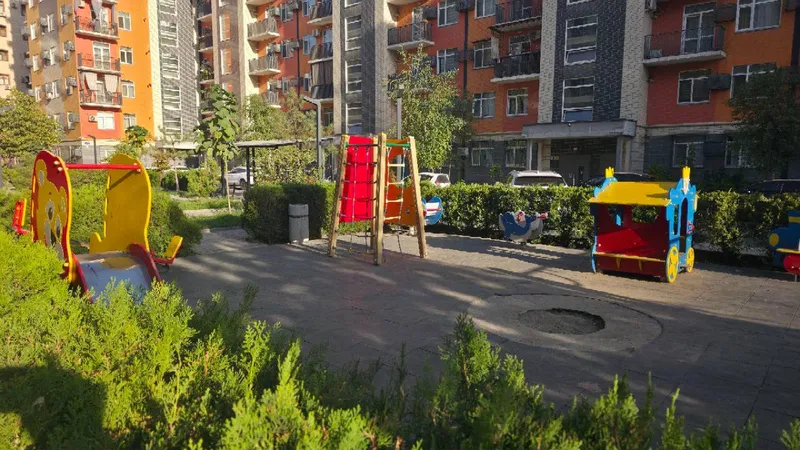 3 xonali kvartira, 74 m2, Yashnobod 9