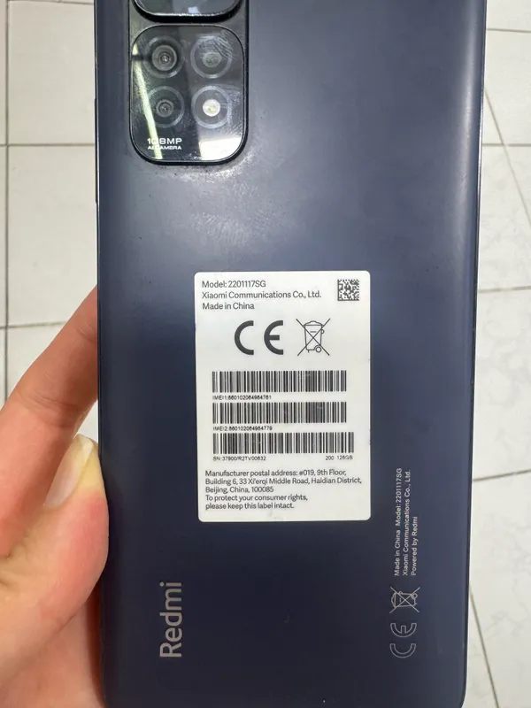 Redmi sotiladi