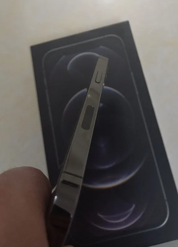 Apple Iphone 12pro в идеале, АКБ 75%. — фото 3