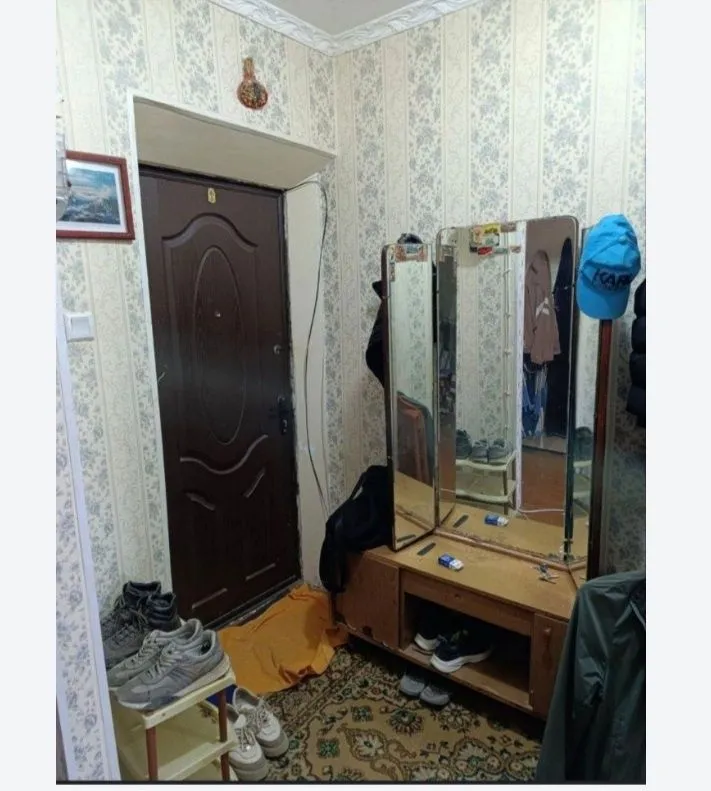 Срочно продаётся 2х комнатная квартира — фото 1