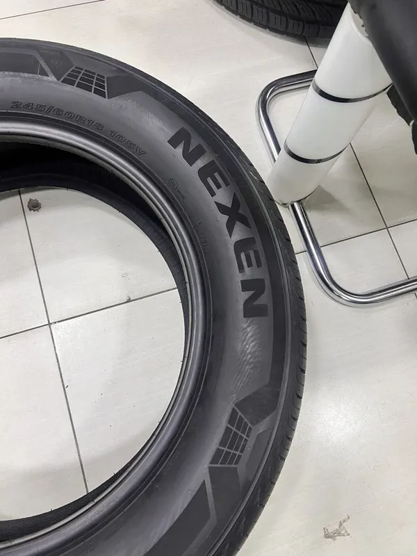 Nexen 245/60/18 6