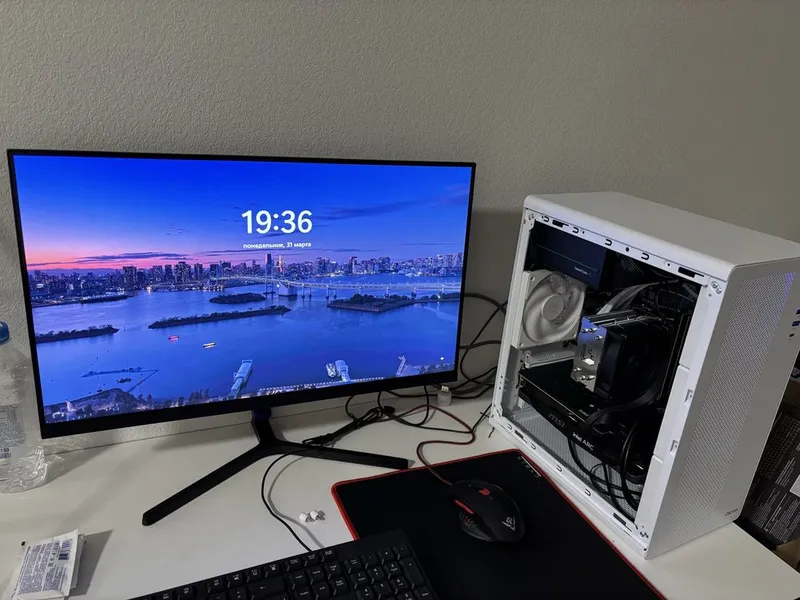 Монитор Xiaomi Redmi G24 165Hz 1