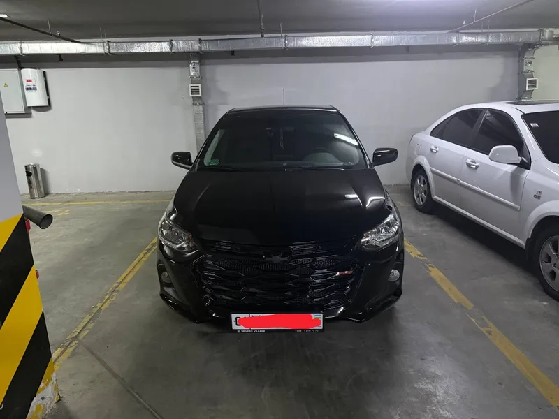 Chevrolet Onix LTZ AT 5