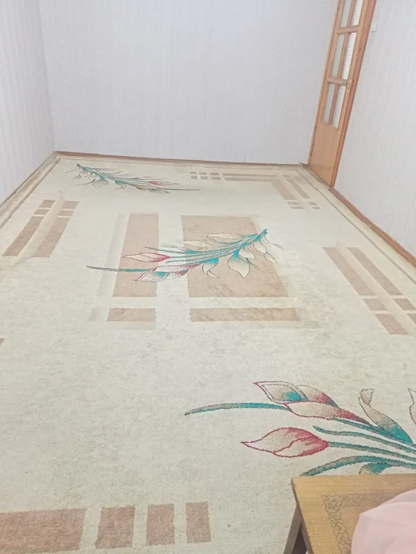 Продаётся ковёр в хорошем состоянии