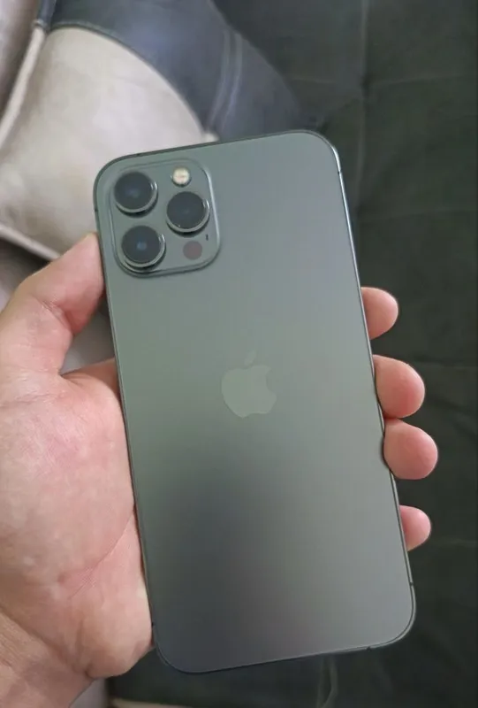 Iphone 12 pro max 1