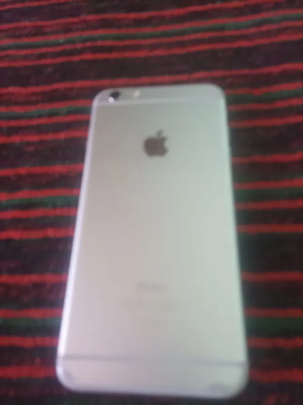 Ip 6+ hotira 64 gb batarey 100 usln orqa kamera qimirlaydi obmen hambo 2 Ip 6+ hotira 64 gb batarey 100 usln orqa kamera qimirlaydi obmen hambo 2
