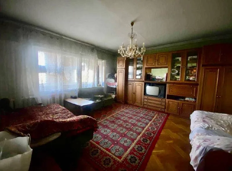 Продаётся 2-комнатная квартира 67 м², отдельный вход, французская планировка