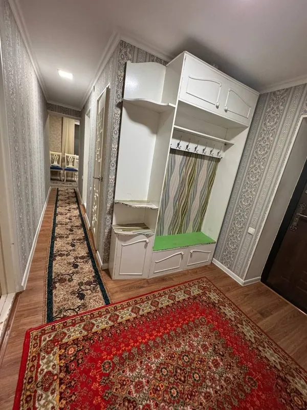 Сдаётся 2 х комнатная квартира рядом с метро БИЙ ( М. Горький) 4