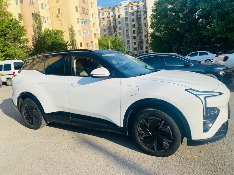 Saab HENGCHI 5 электромобиль рассрочка на 24 месяц — фото 3