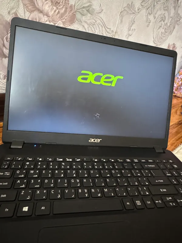 Ноутбук Acer 1