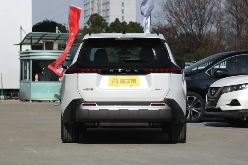 Toyota RAV4 2.0L Hybrid 2026 года выпуска доставка 7 дней Цвет кузо — фото 4