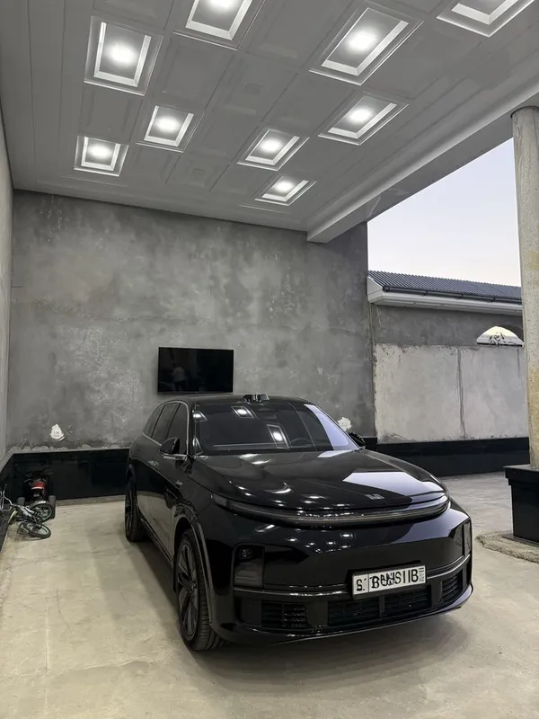 Срочно продаётся Li 7 Max 8 Срочно продаётся Li 7 Max 8