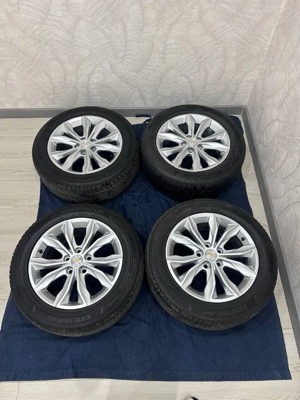 Продаю диски с резиной, диски орегинал GM 1 Продаю диски с резиной, диски орегинал GM 1