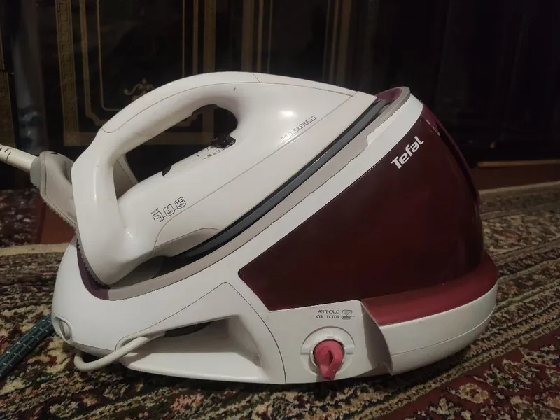 Parogenerator Tefal. Сотилади.