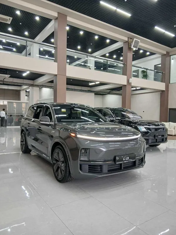 Lixiang L9 Ultra Restyling от Li Auto Uzbekistan 3 ГОДА гарантия Lixiang L9 Ultra Restyling от Li Auto Uzbekistan 3 ГОДА гарантия
